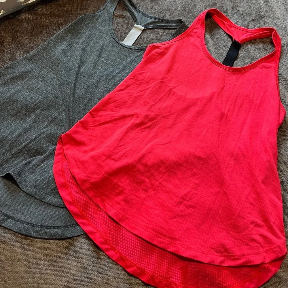 2 XS Old Navy Active Racerback Workout Tank Tops - Picture 1 of 4